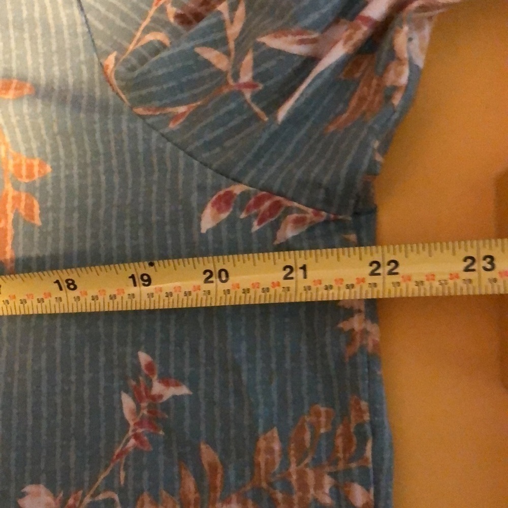 Christopher & Banks Top Size XL - Picture 7 of 8